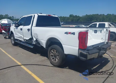 2022 Ford F-250 Xl z USA, uszkodzony, nr VIN 1FT7W2B64NED83140